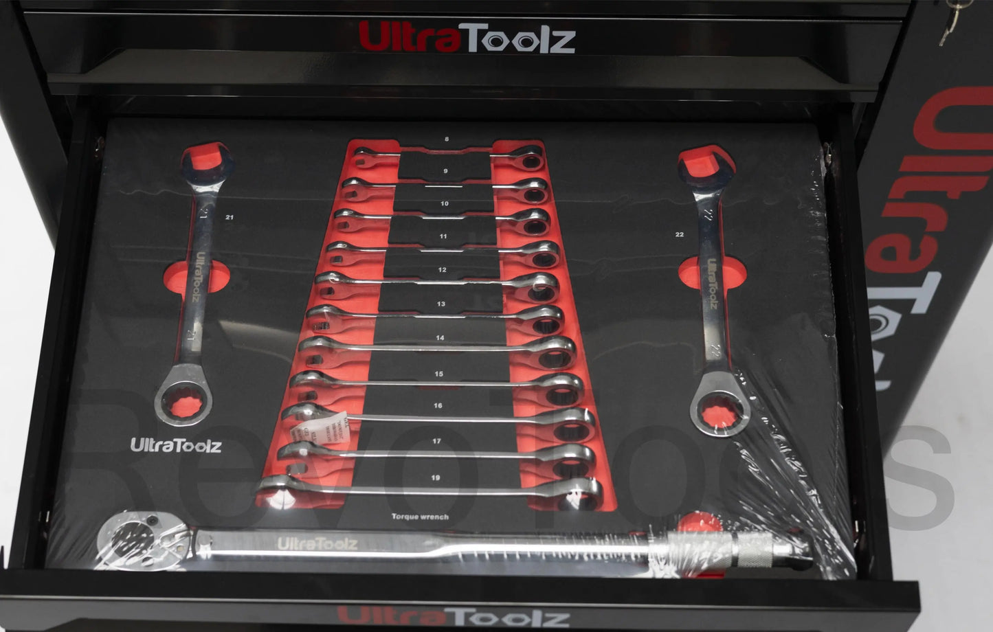 Ultratoolz Gereedschapswagen | 7 Lades gevuld | 260 Delig | Rvs werkblad | Momentsleutel | Lade 4 | Revotools