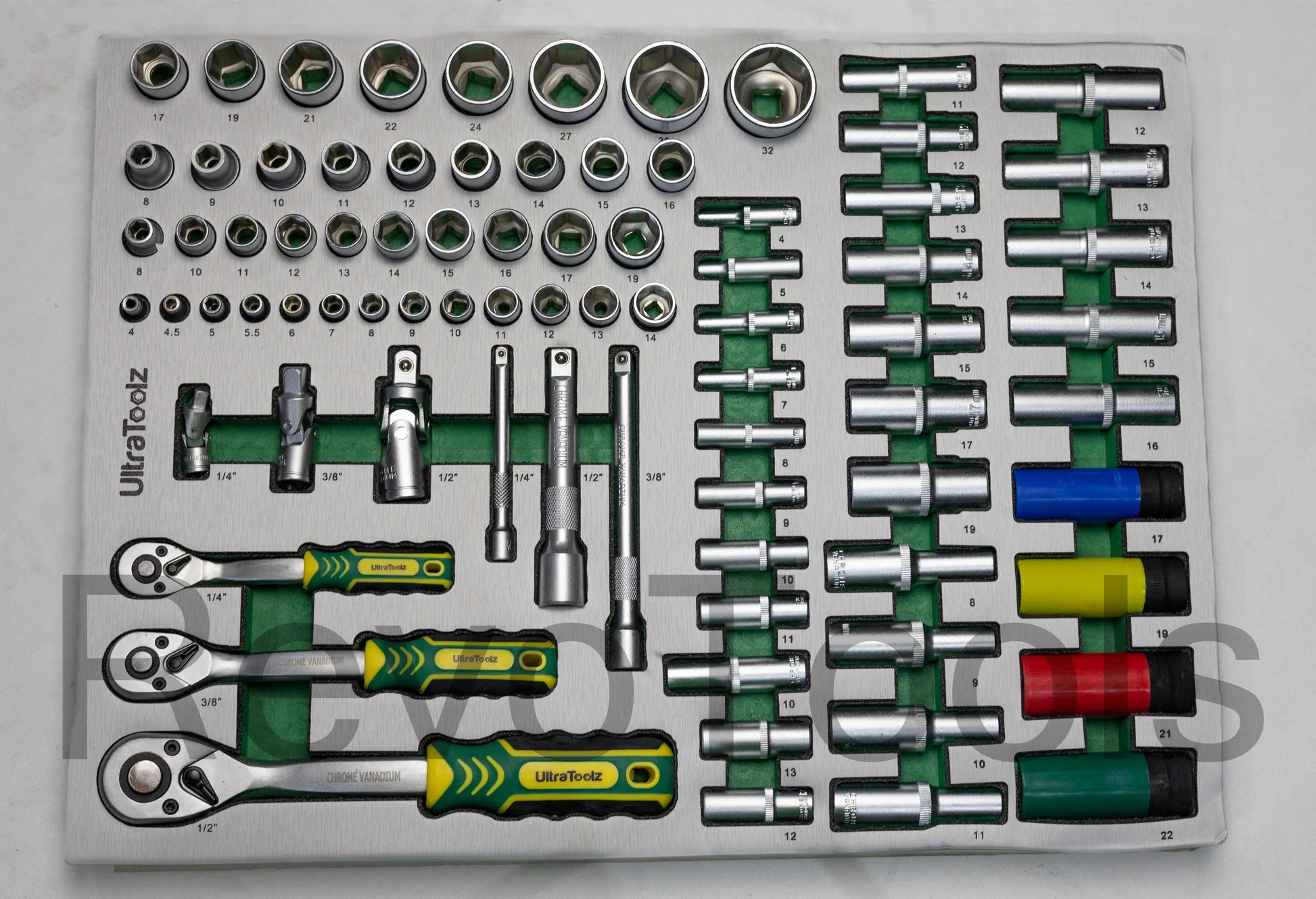 Ultratoolz Gereedschapswagen | Doppen 1/4 3/8 1/2 , steeksleutels , Moment sleutel , Ringratel olie en remmenset | 7 Lades gevuld Revotools